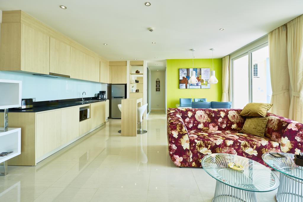 Grand Carribean By Tech Apartment Pattaya Exterior photo